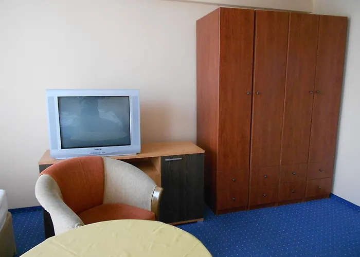 Szálloda Seni Studium 3*